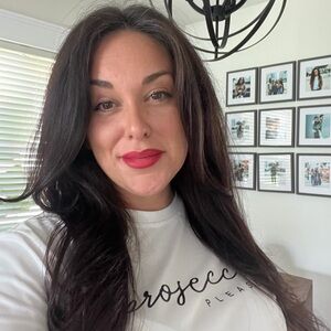 Meet your Posher, Caley